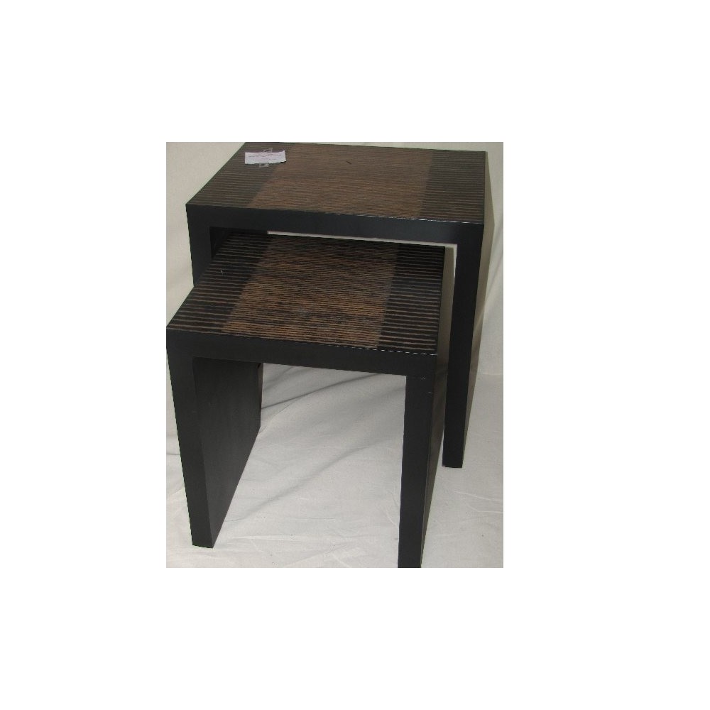 Table gigogne en paire en bois bambou et resine. Motif Lignes 50 x 40 h. 55
