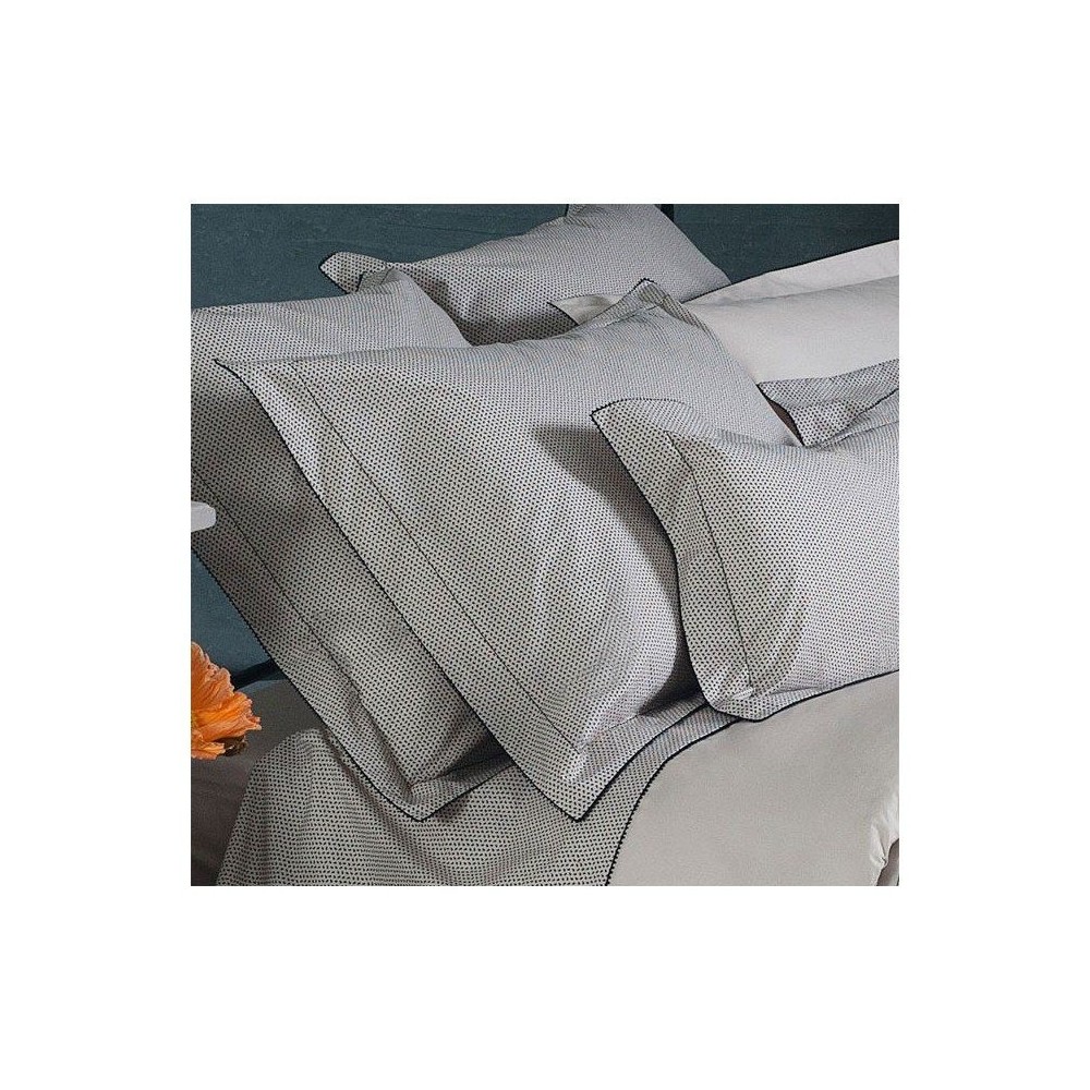 Taie d'oreiller Songe d'une Nuit col.grège, dim.64x64cm, Nina Ricci