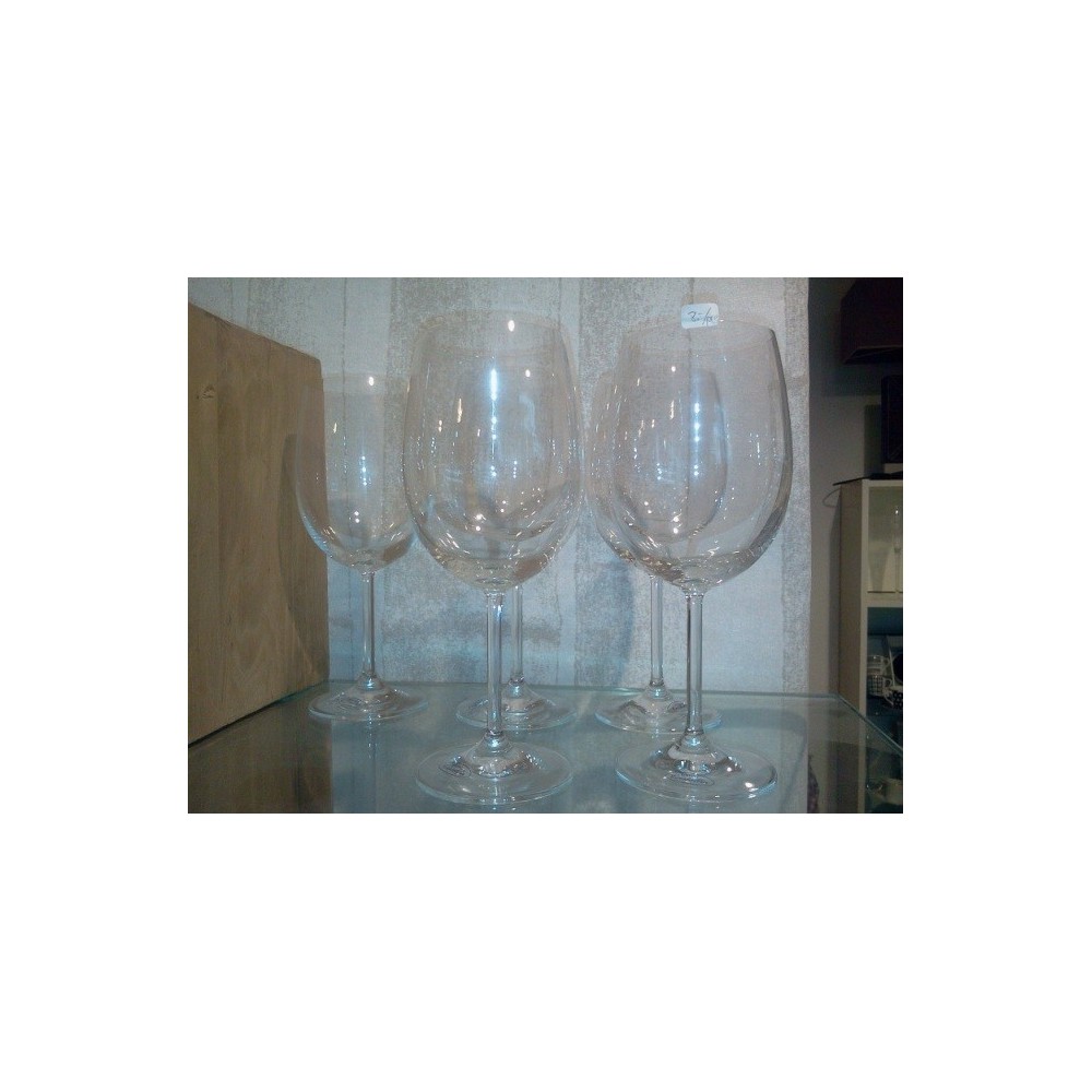 Verres à bordeaux