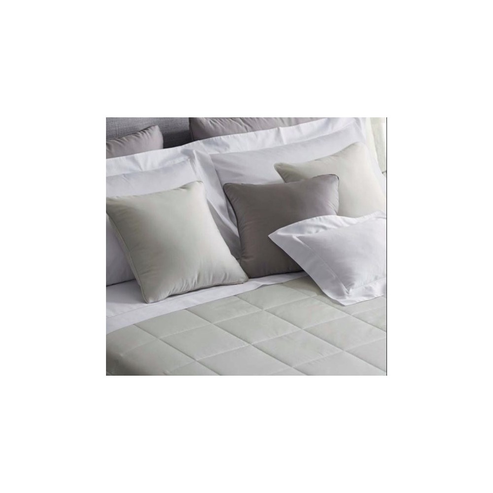 Couvre-lit BREAD & BUTTER 270 x 270 cm ivoire piqué en carrés de 20 x 20 cm  col. 2G, Mastro Raphaël