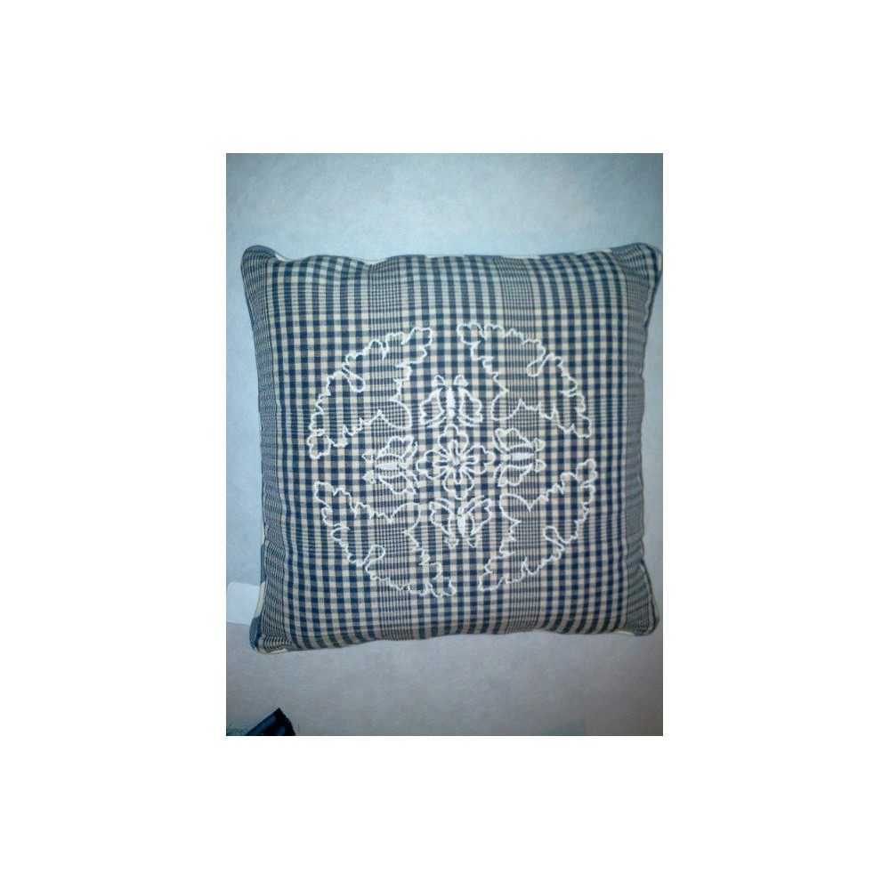 Coussin carreaux bleu PIERRE FREY